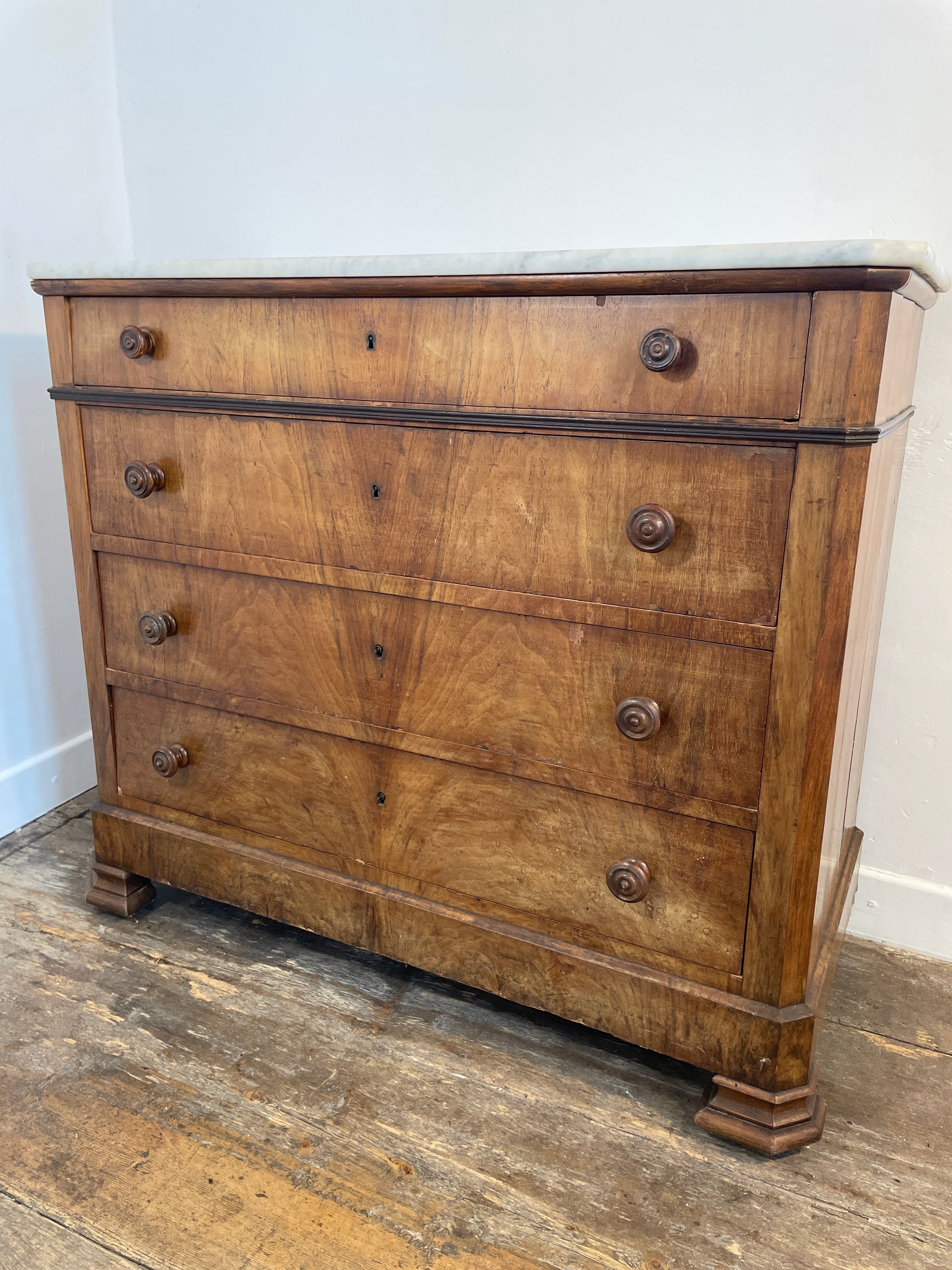 Antique Victorian Walnut Chest of Drawers – Marble Top, 19th Century — photo 5