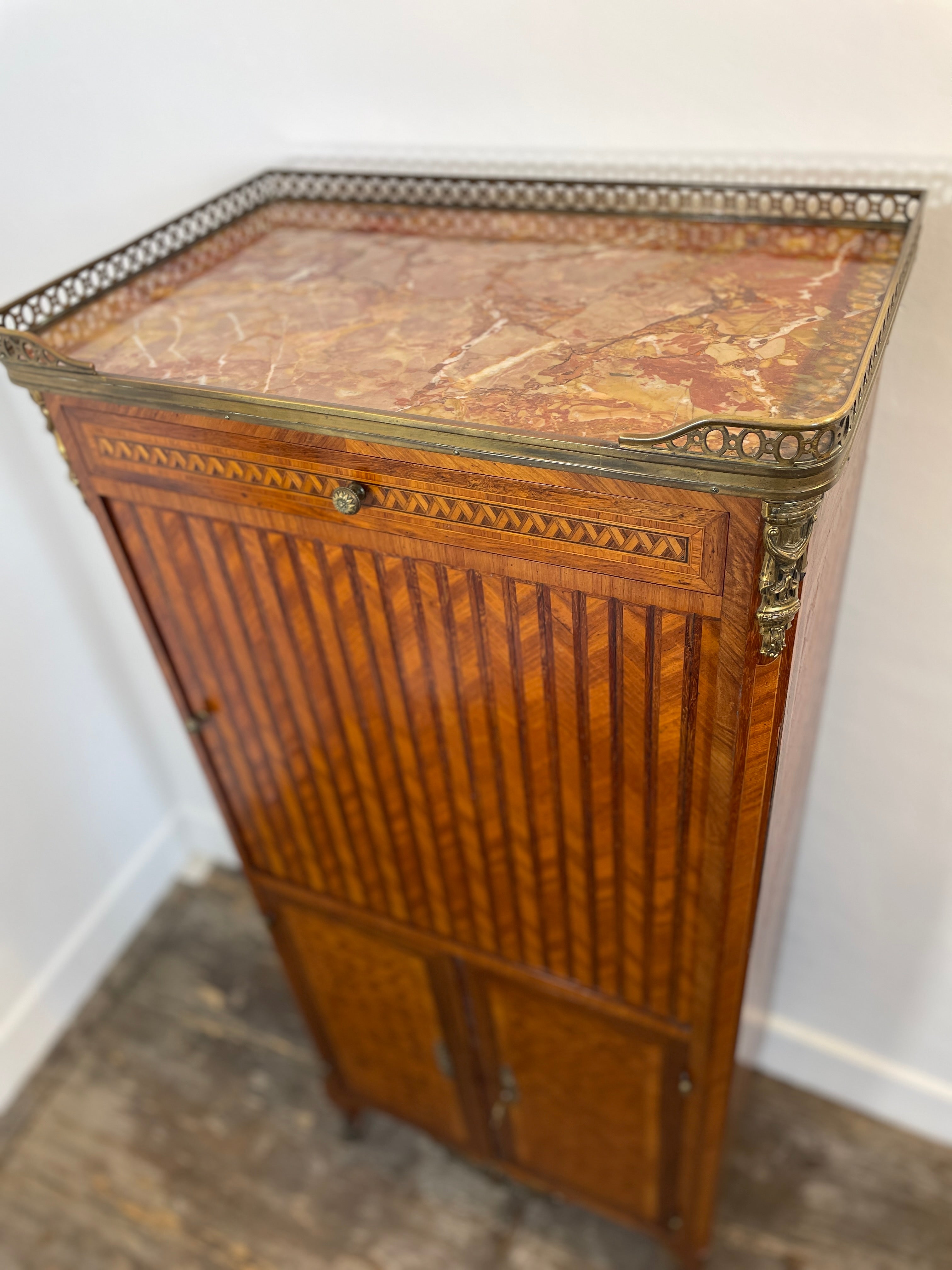 Exquisite Louis XVI-Style Marquetry Cabinet with Brass Gallery and Marble Top — photo 2