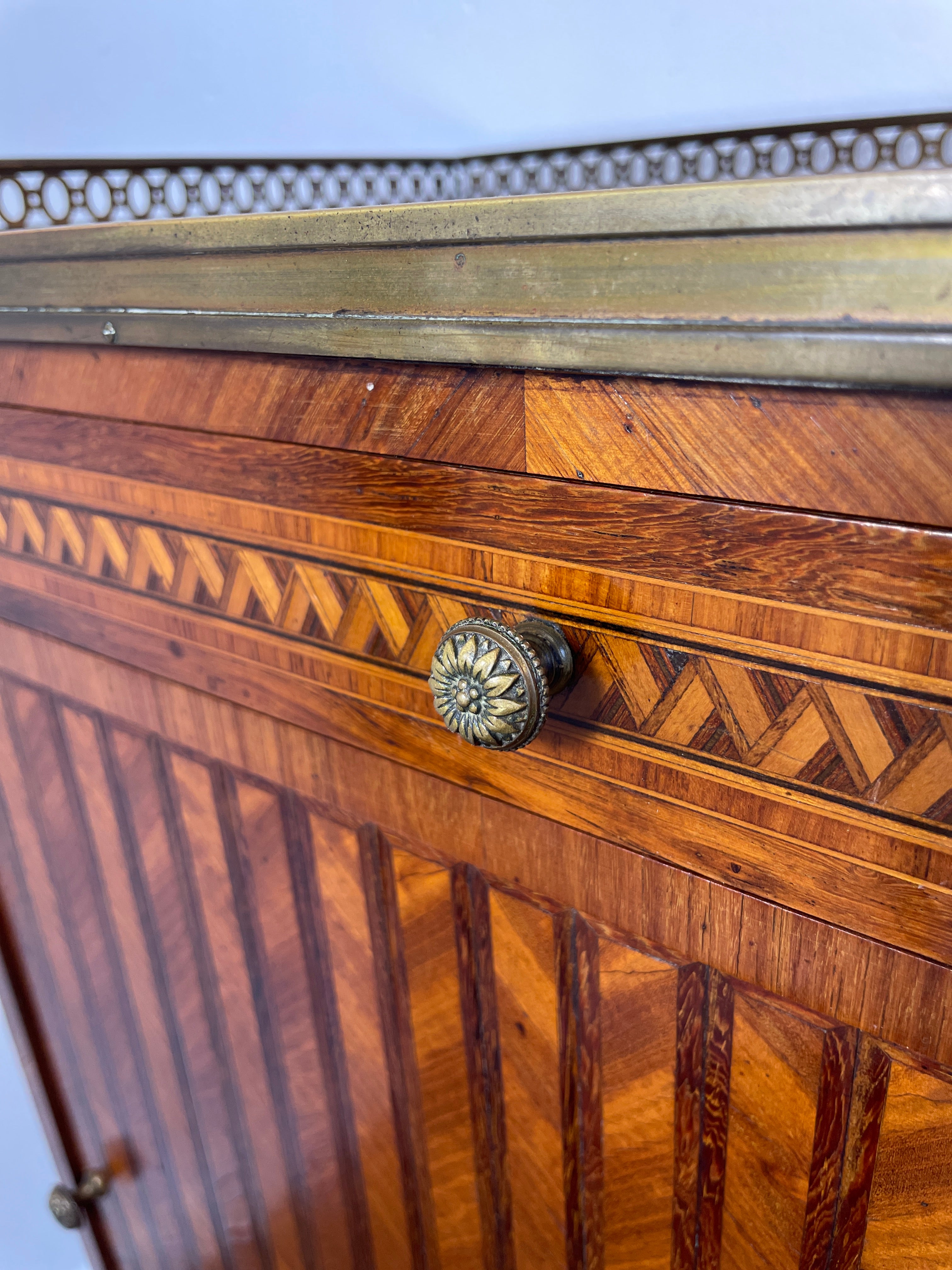 Exquisite Louis XVI-Style Marquetry Cabinet with Brass Gallery and Marble Top — photo 3
