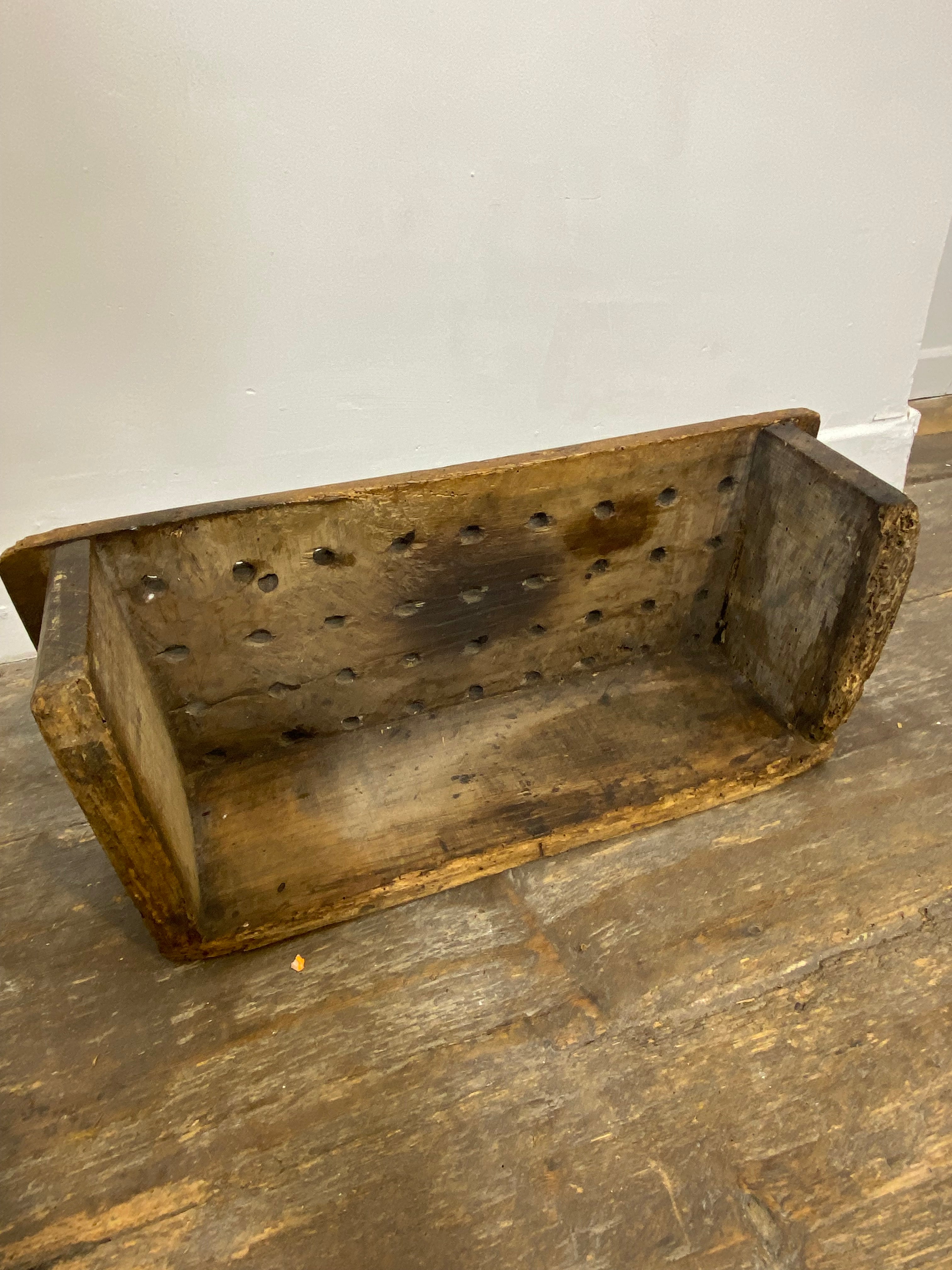 Antique Wooden Foot Warmer with Vent Holes – Rustic 19th-Century Charm — photo 7
