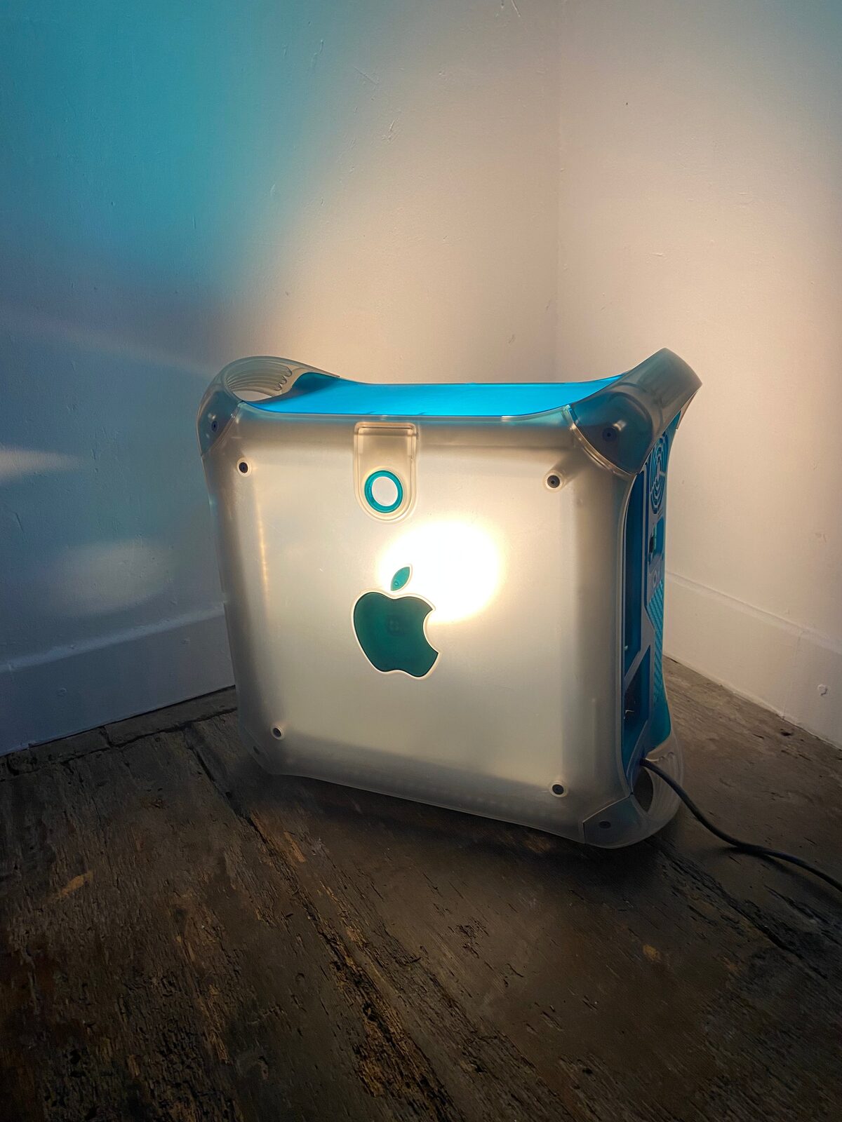 Apple Lamp by Studio B3KM — photo 1