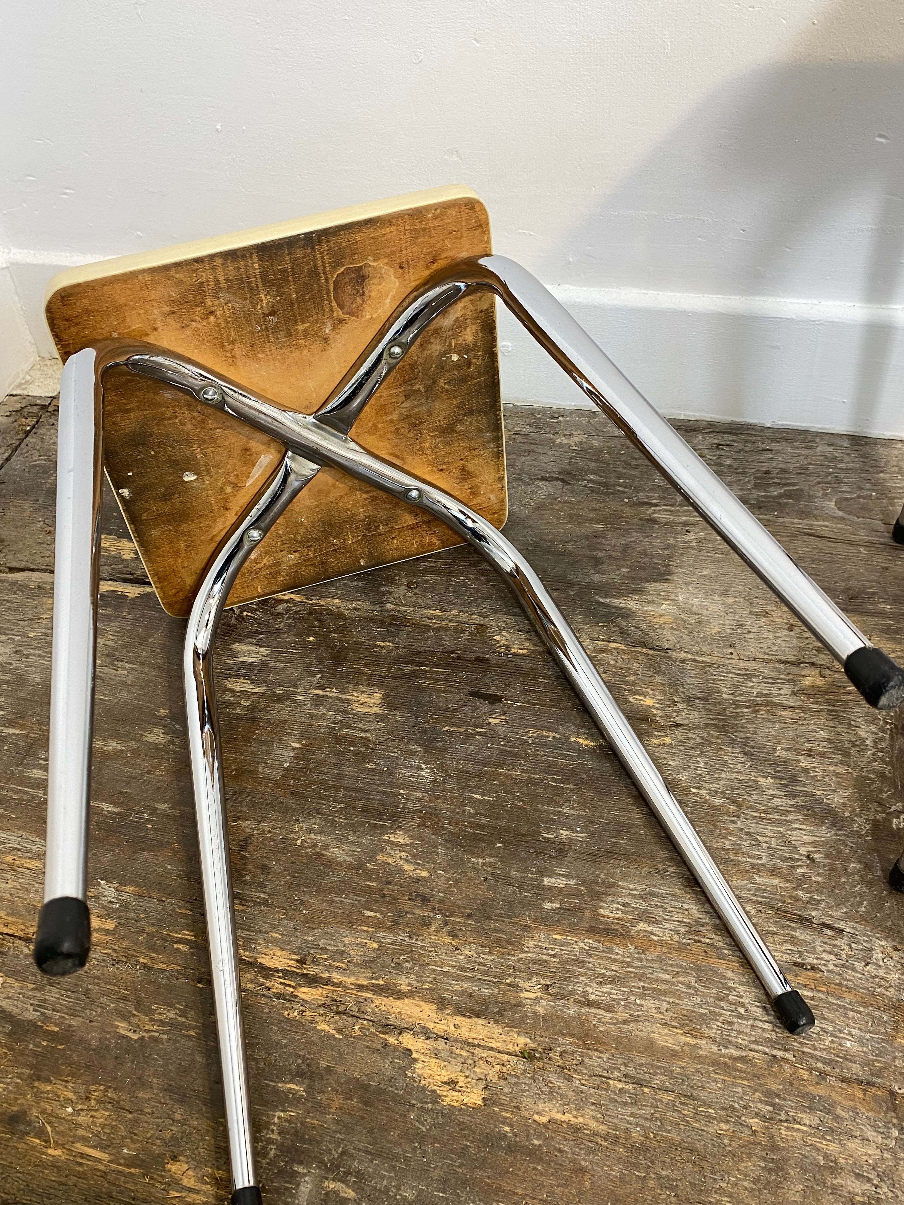 Set of 2 Vintage Mid-Century Stools – White Formica & Chrome — photo 10