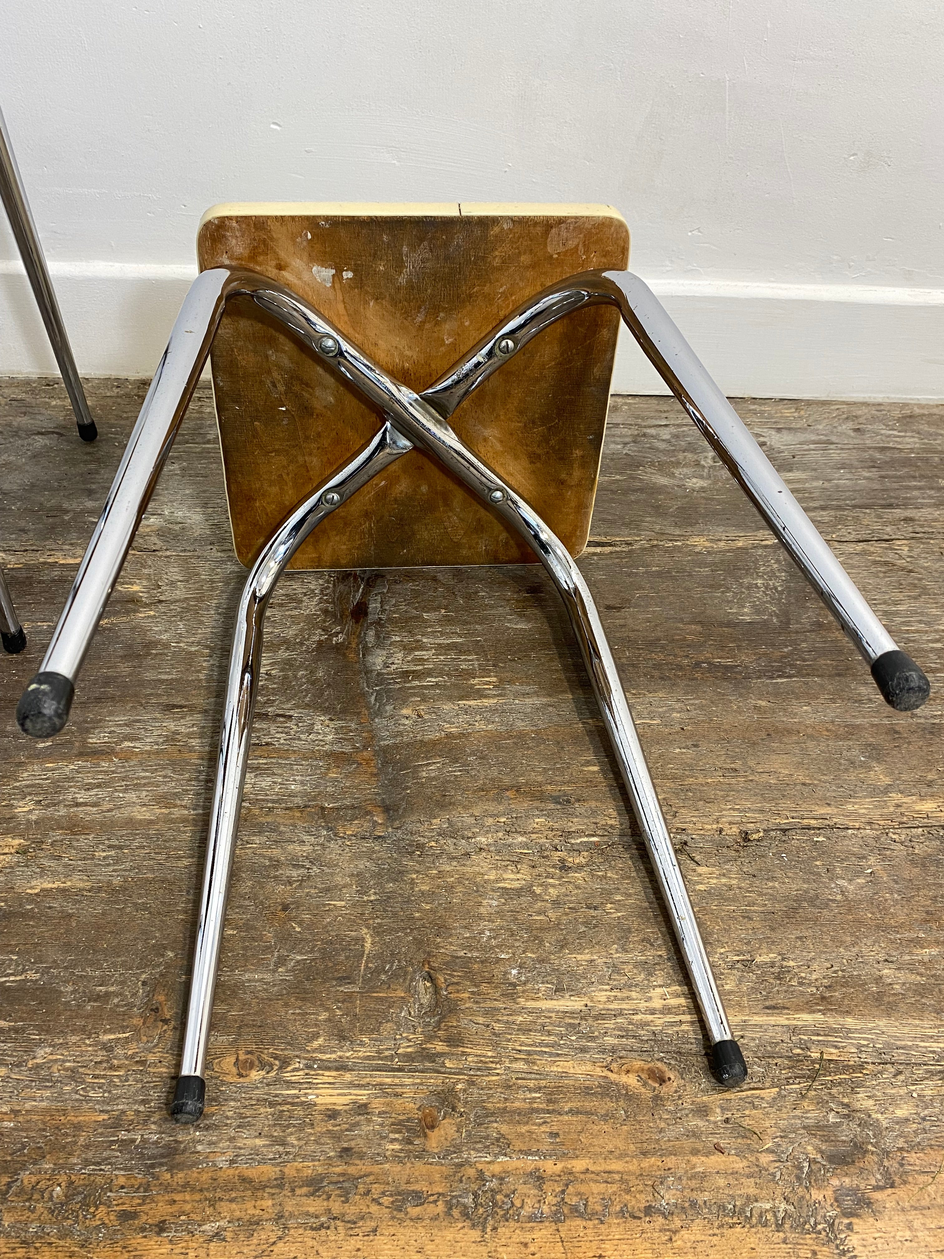 Set of 2 Vintage Mid-Century Stools – White Formica & Chrome — photo 12