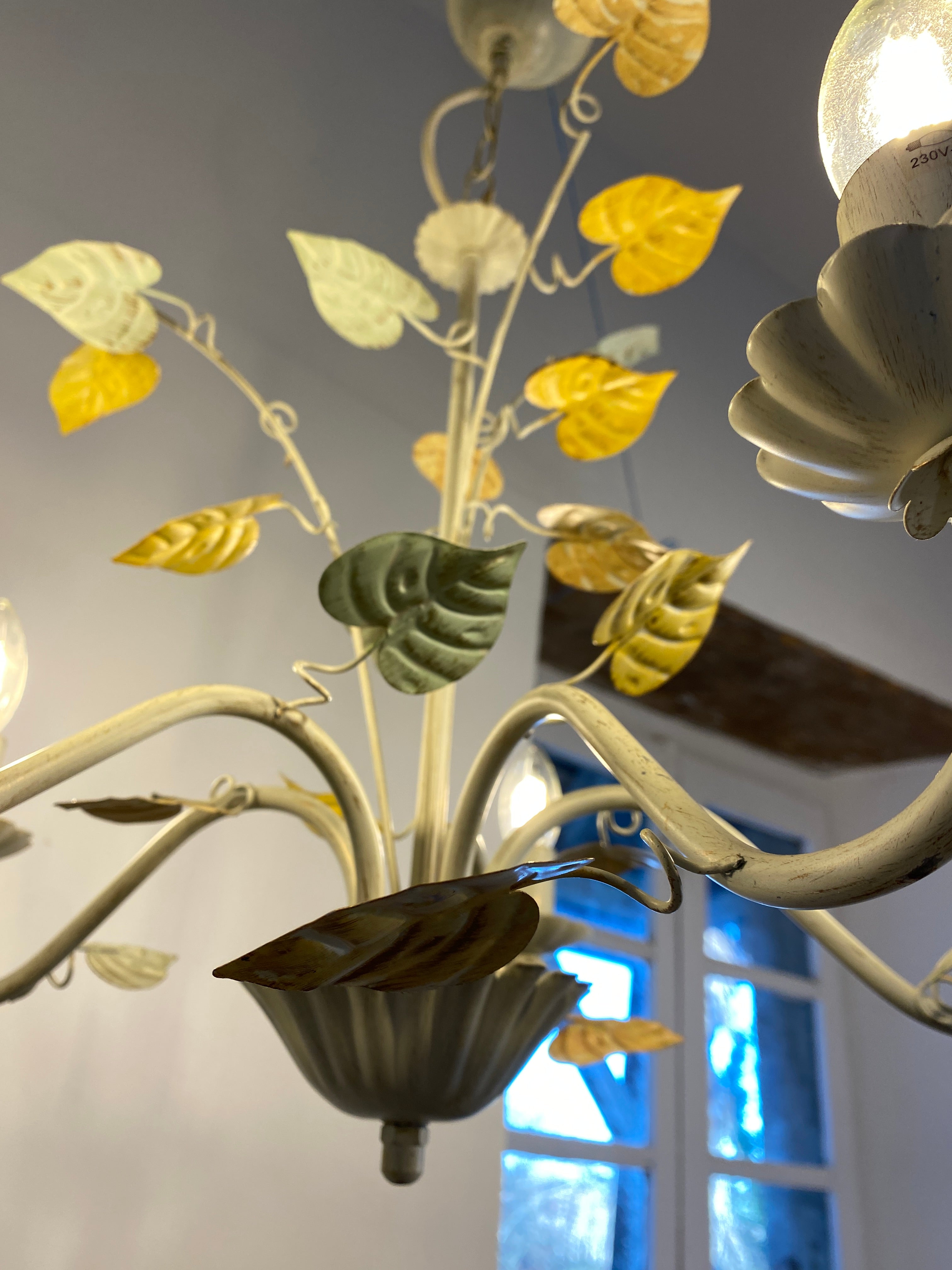 Vintage French Toleware Chandelier 5-Light Floral Leaf Shabby Chic Lighting — photo 8