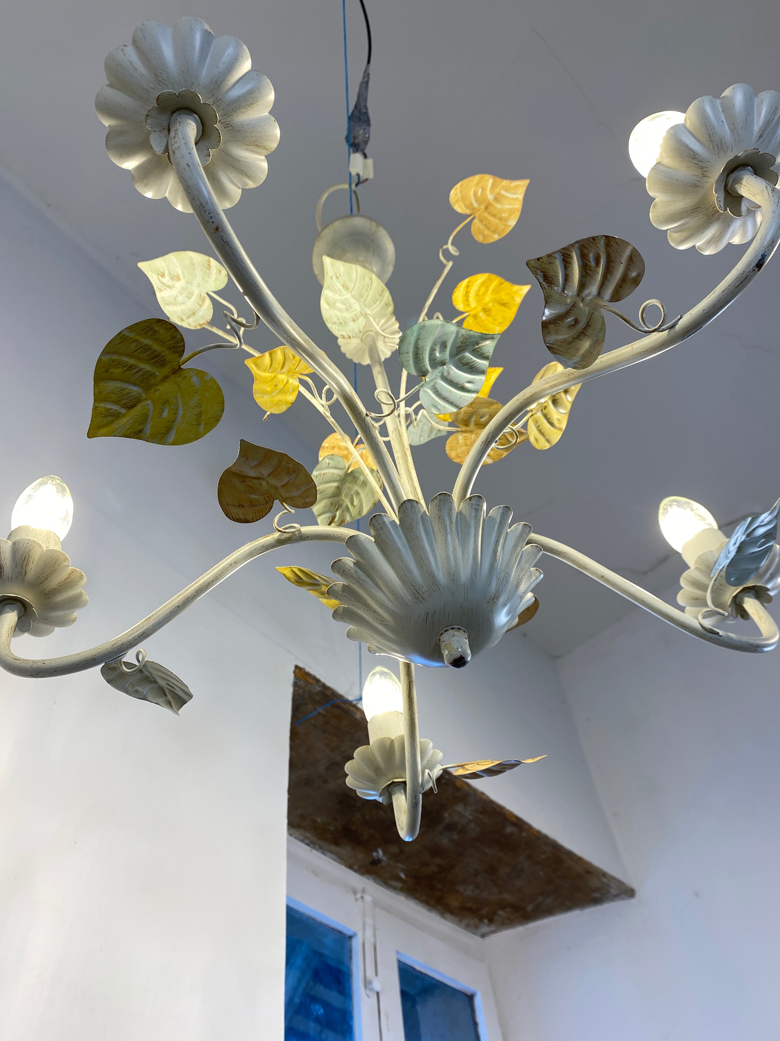 Vintage French Toleware Chandelier 5-Light Floral Leaf Shabby Chic Lighting — photo 10