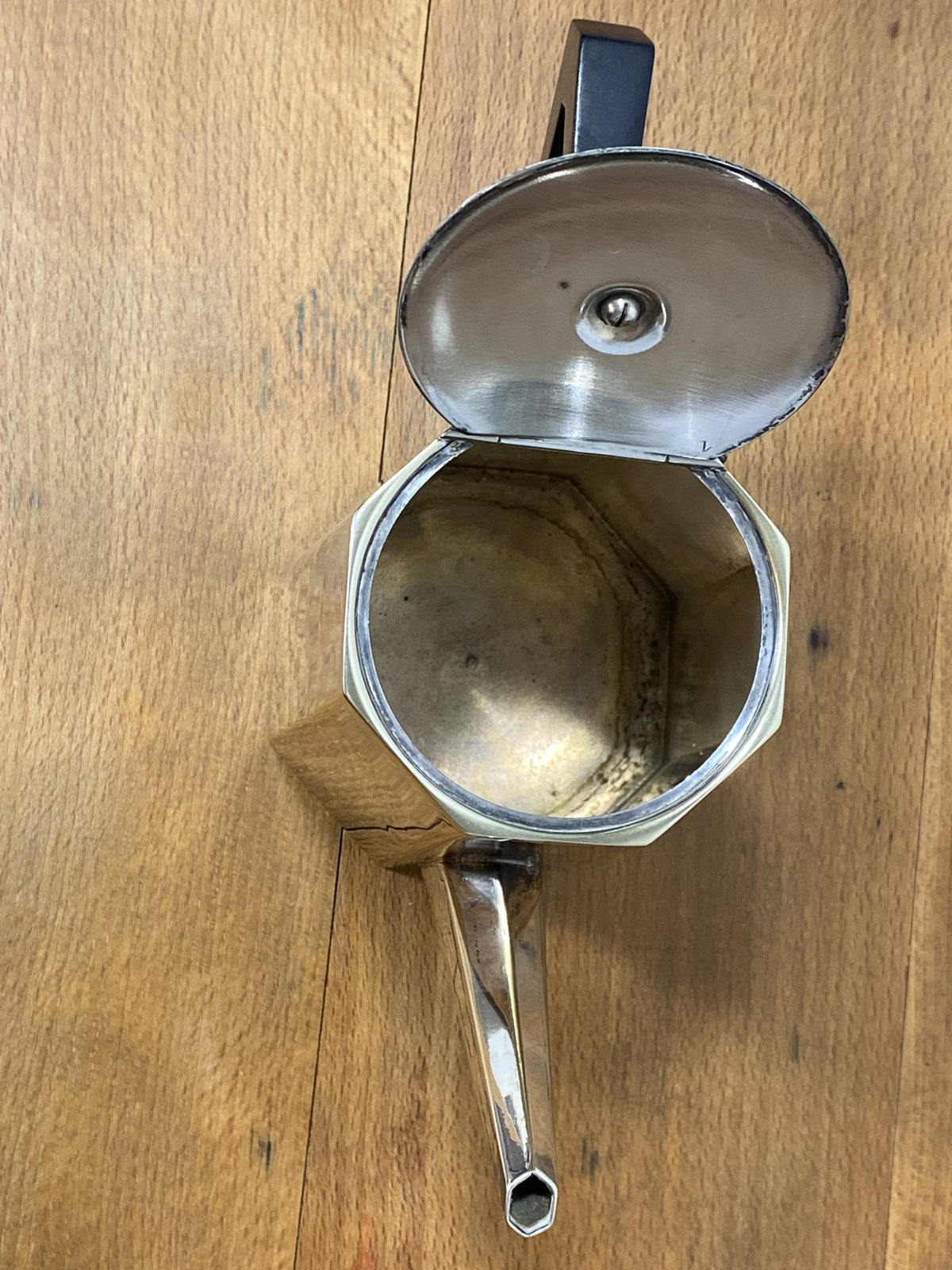 French Art Deco Silver-Plated Coffee Pot, Octagonal, Ebonised Wood Handle, c. 1925-1935 — photo 6