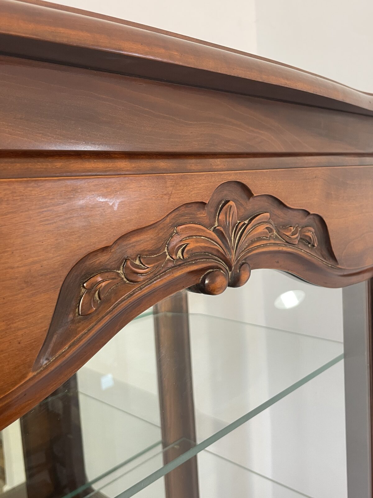 French Provençal Vitrine, Carved Fruitwood Display Cabinet with Light, Louis XV Style — photo 10